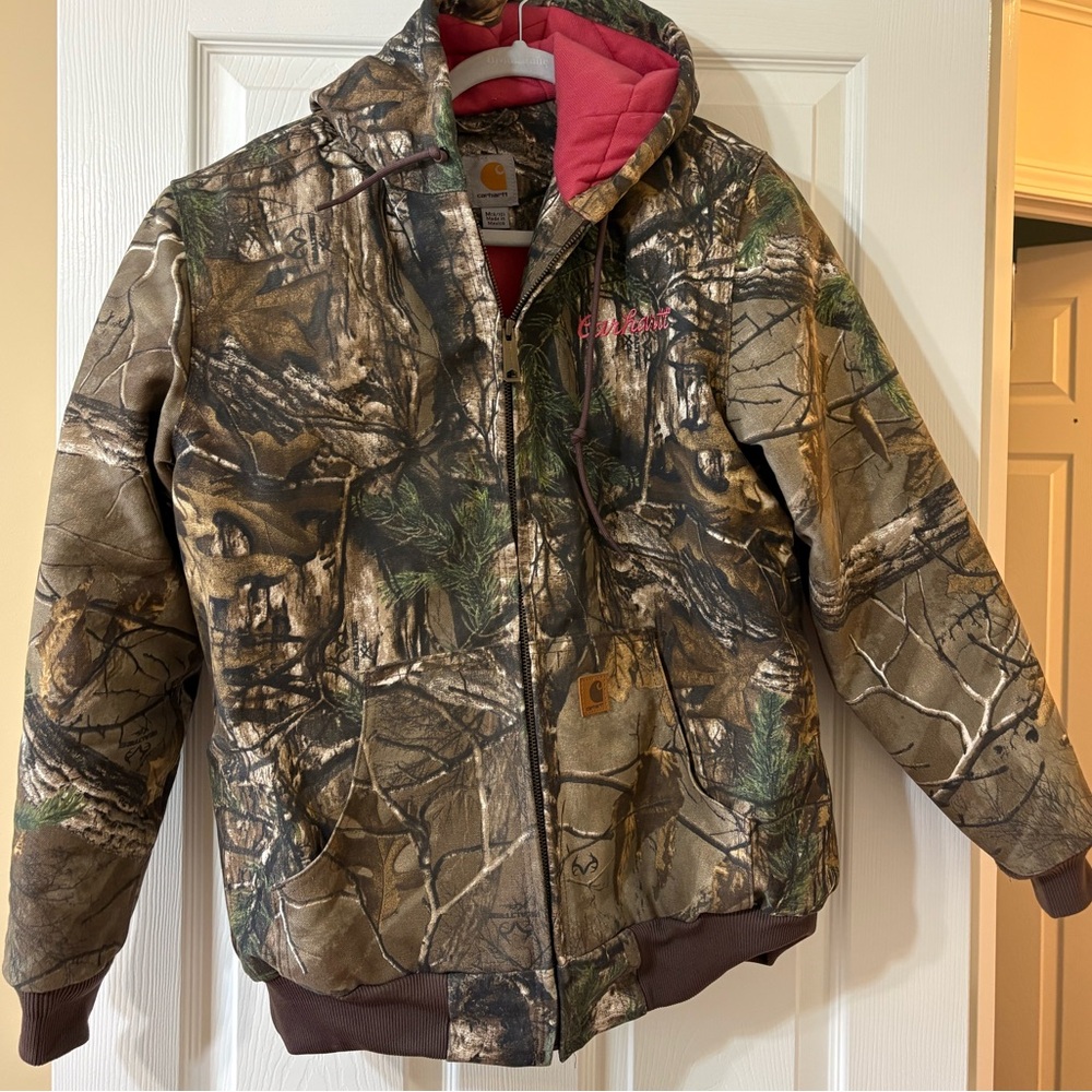 Carhartt camo jacket